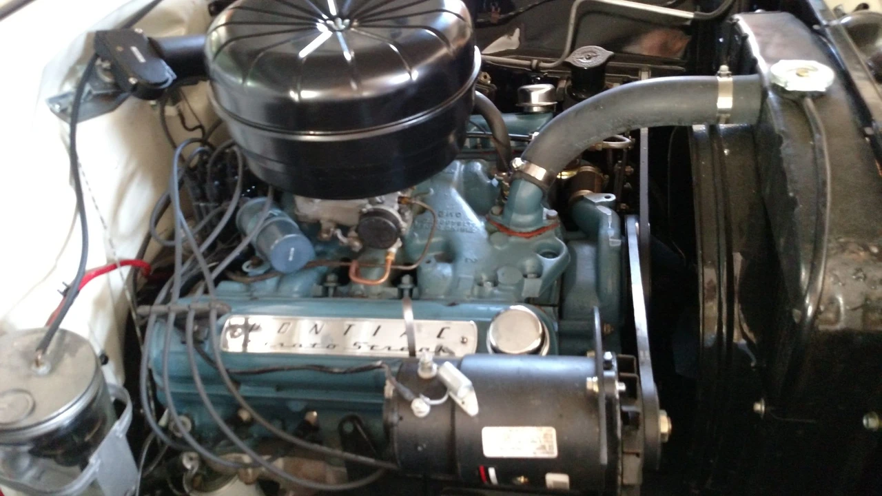 1956 Pontiac Safari - Image 28 of 31