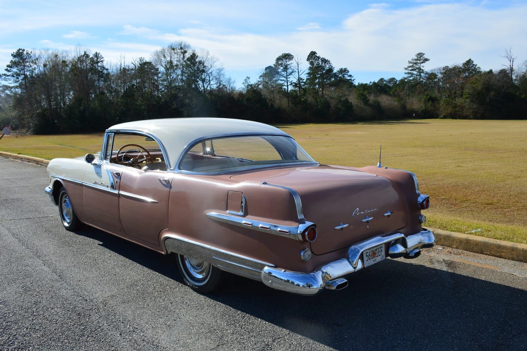 1956 Pontiac Star Chief - Image 7 of 31
