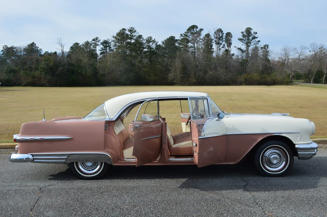 1956 Pontiac Star Chief - Image 9 of 31