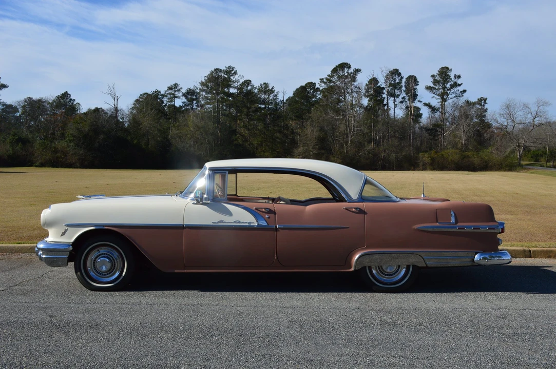 1956 Pontiac Star Chief - Image 5 of 31