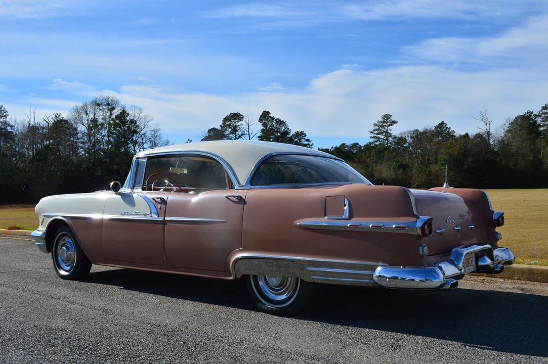 1956 Pontiac Star Chief - Image 6 of 31