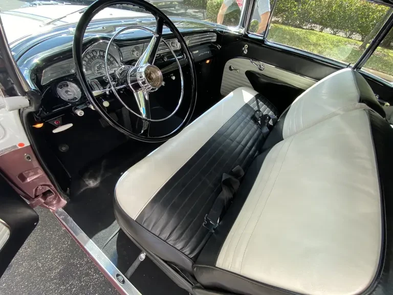 1956 Pontiac Star Chief - Image 5 of 31