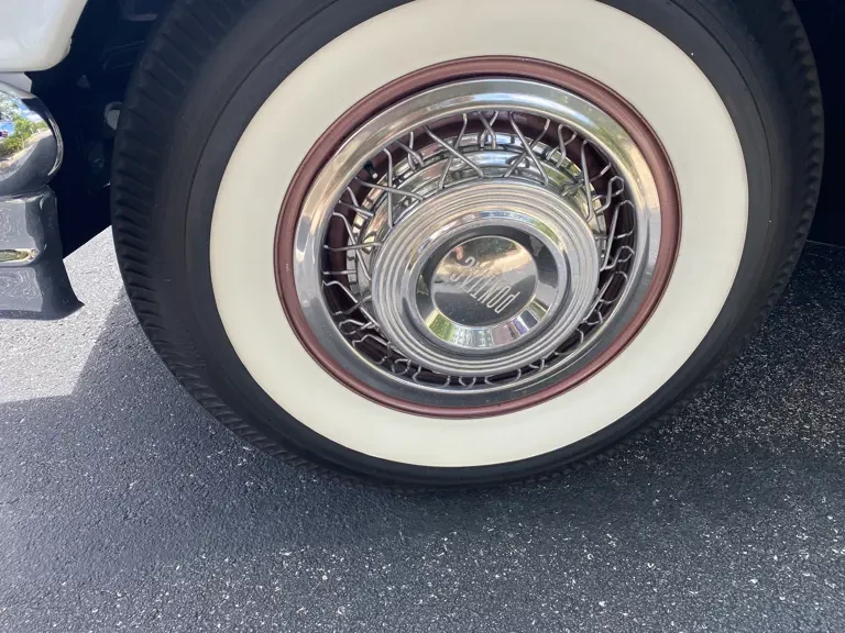 1956 Pontiac Star Chief - Image 11 of 31