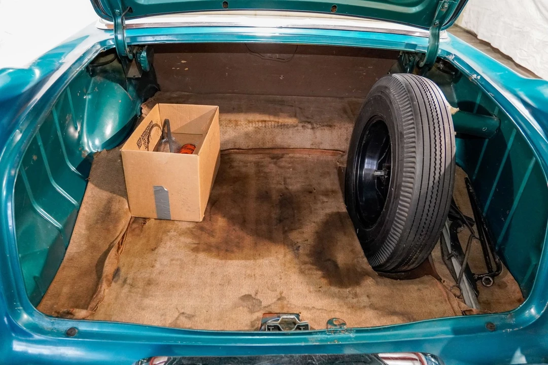 1956 Pontiac Star Chief - Image 12 of 21