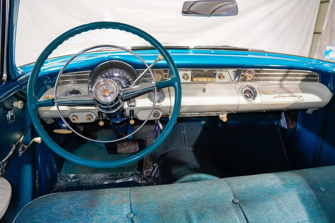 1956 Pontiac Star Chief - Image 9 of 21