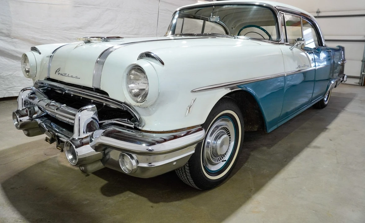 1956 Pontiac Star Chief - Image 6 of 21
