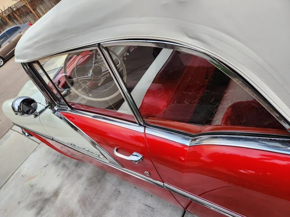 1956 Pontiac Star Chief - Image 3 of 19