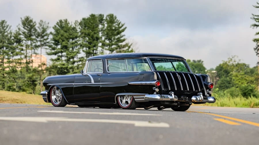 1956 Pontiac Star Chief - Image 2 of 31