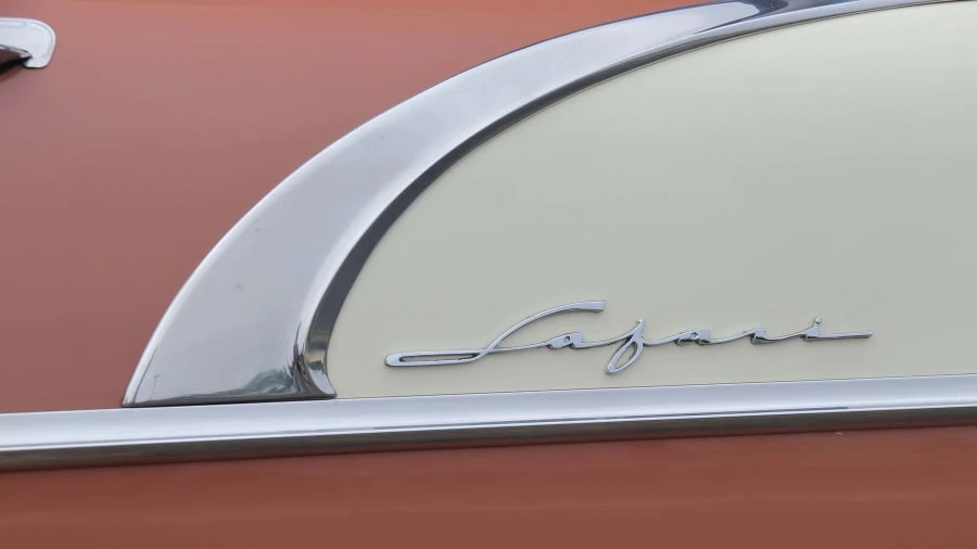 1956 Pontiac Star Chief - Image 11 of 22