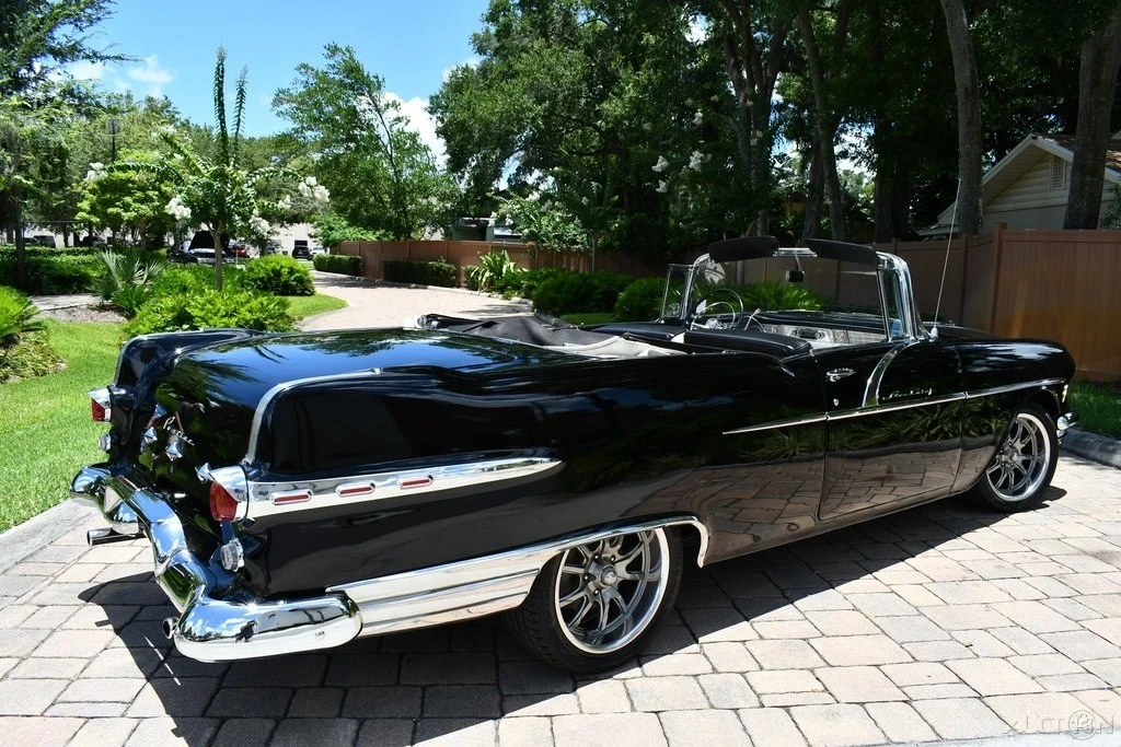 1956 Pontiac Star Chief - Image 12 of 21