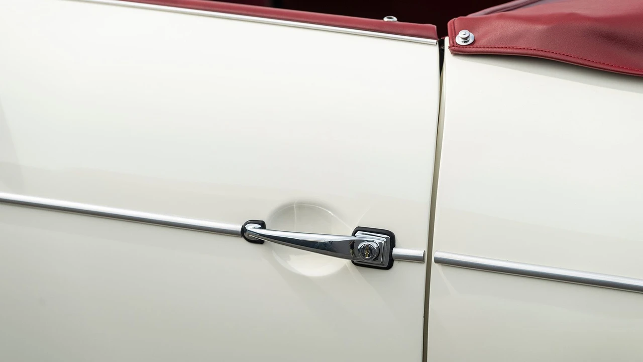 1956 Porsche 356 A - Image 30 of 31