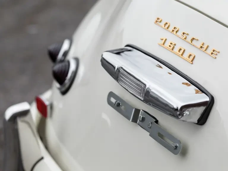 1956 Porsche Speedster - Image 10 of 31
