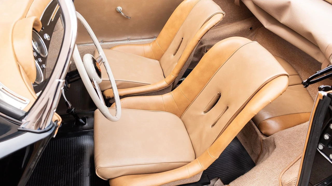 1956 Porsche 356 Pre-A - Image 16 of 31