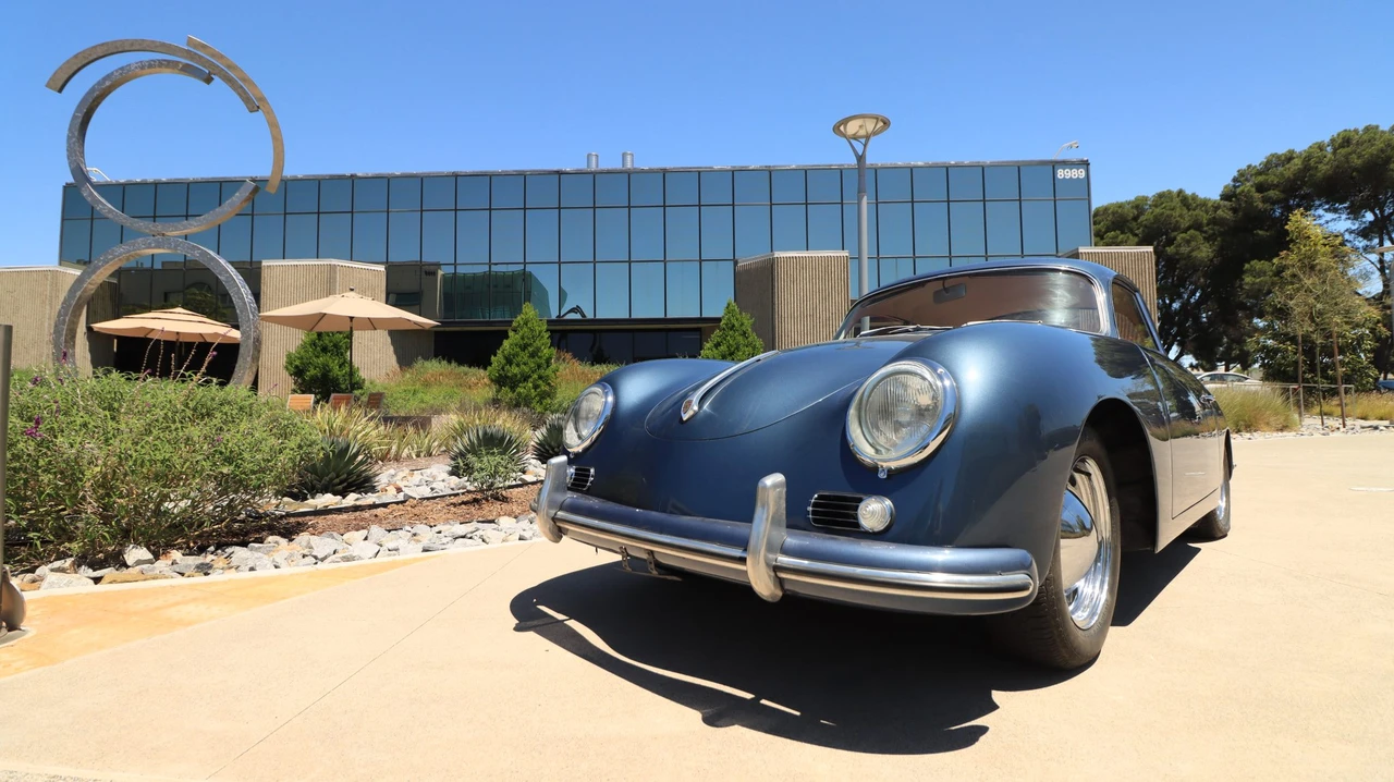 1956 Porsche 356 A - Image 14 of 31