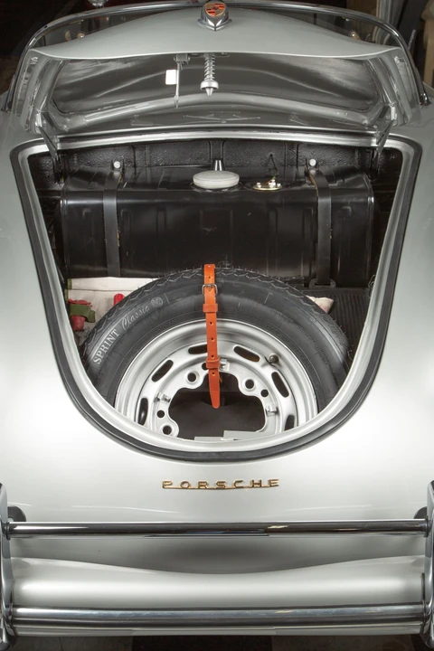 1956 Porsche Speedster - Image 8 of 31