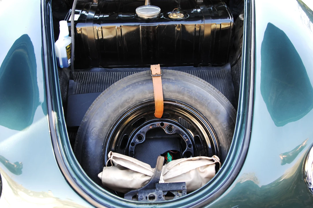1956 Porsche 356 A - Image 8 of 10