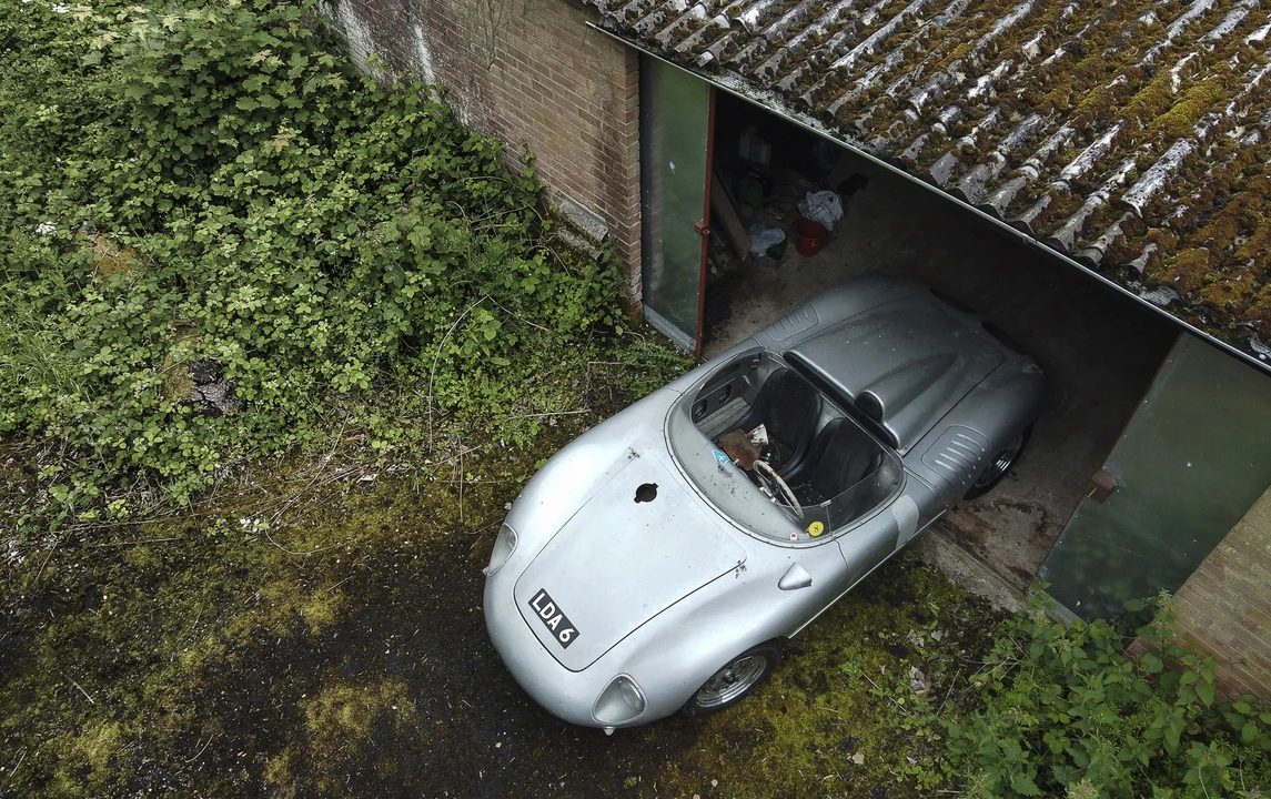 1956 Porsche 550 - Image 15 of 31