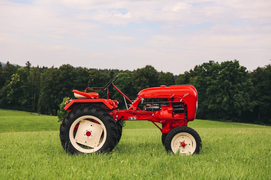 1956 Porsche Tractors - Image 8 of 31