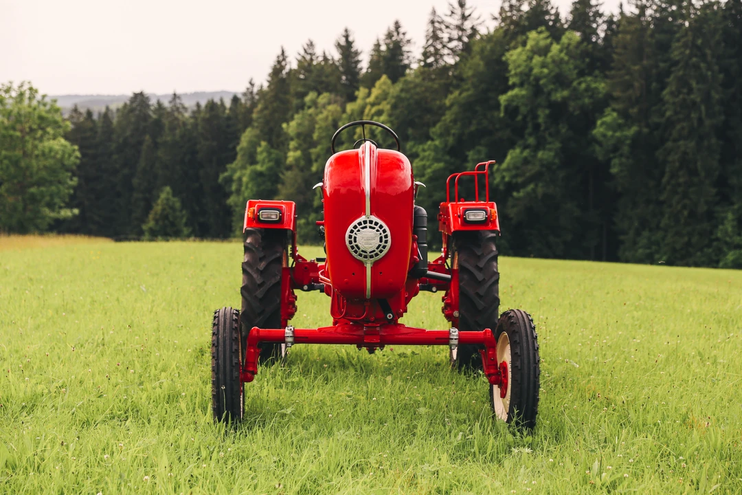 1956 Porsche Tractors - Image 2 of 31