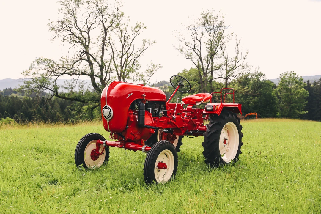 1956 Porsche Tractors - Image 3 of 31