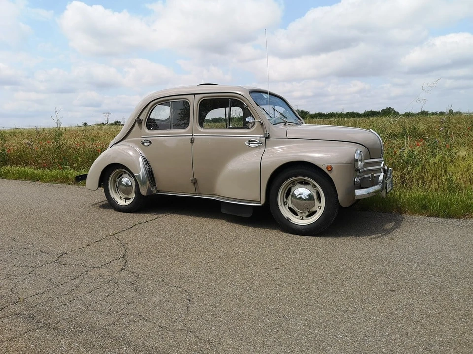 1956 Renault 4CV - Image 18 of 31