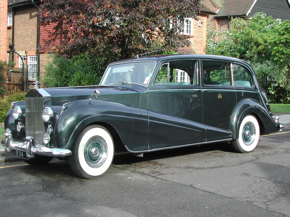 1956 Rolls-Royce Silver Wraith I - Image 2 of 13