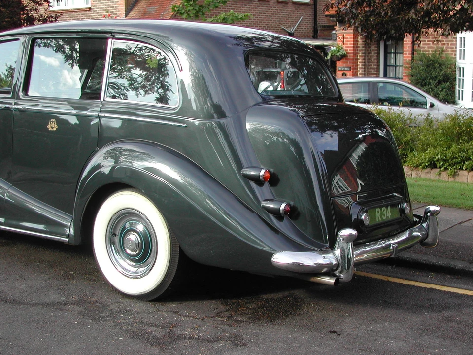 1956 Rolls-Royce Silver Wraith I - Image 5 of 13