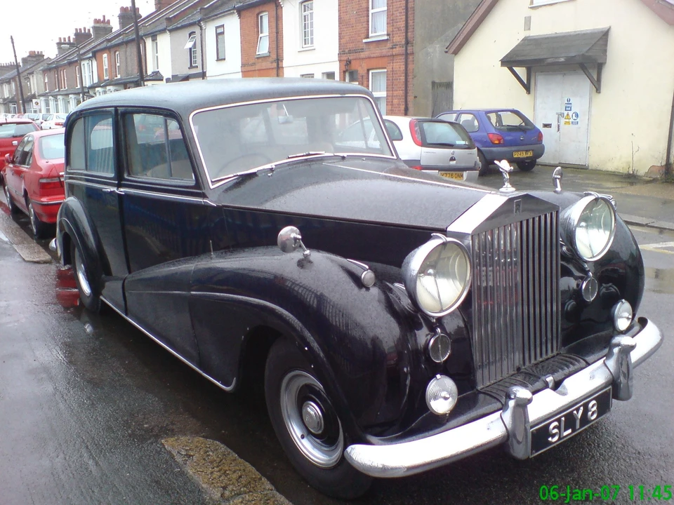1956 Rolls-Royce Silver Wraith I - Image 4 of 11
