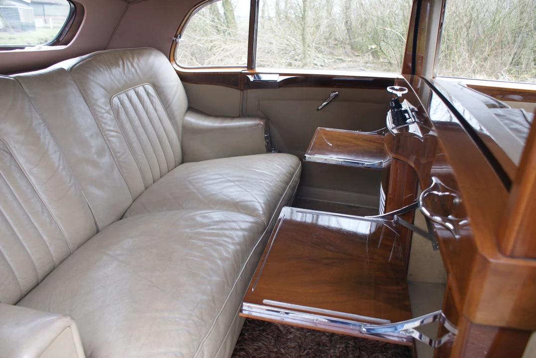 1956 Rolls-Royce Silver Wraith I - Image 15 of 24