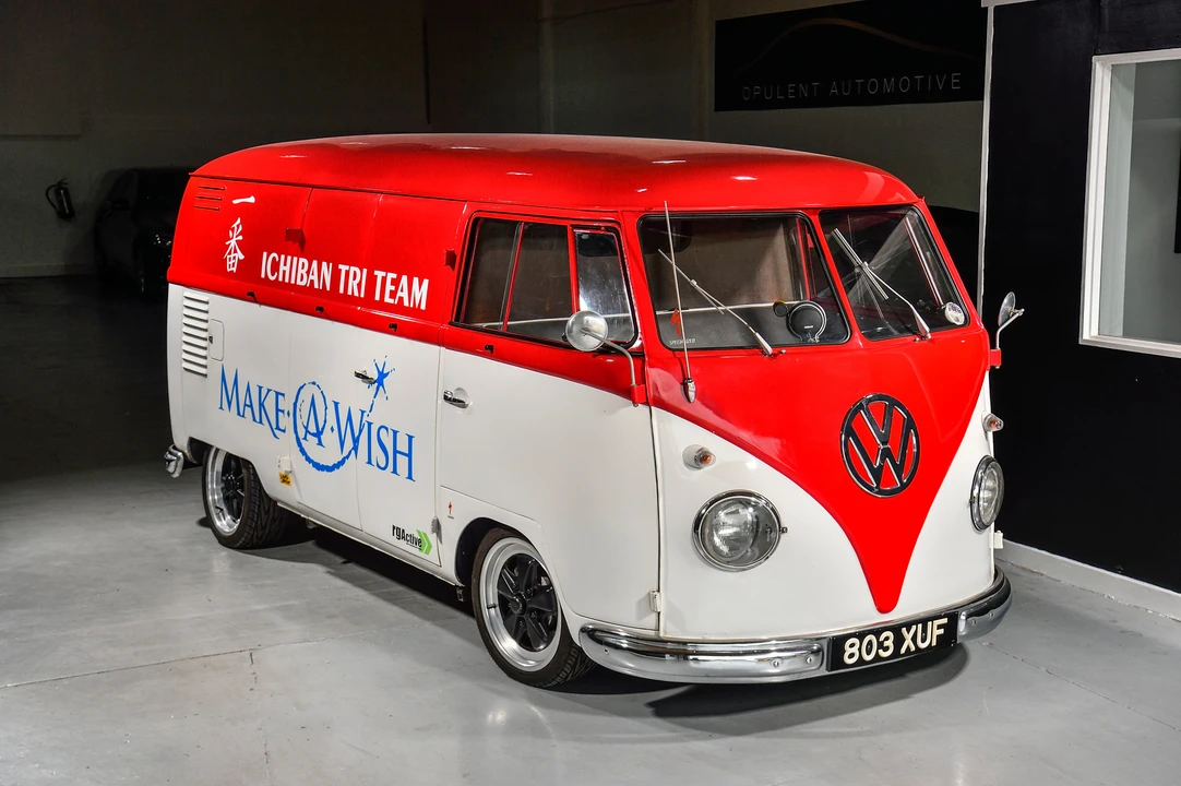 1956 Volkswagen Split-Window Bus - Image 10 of 31