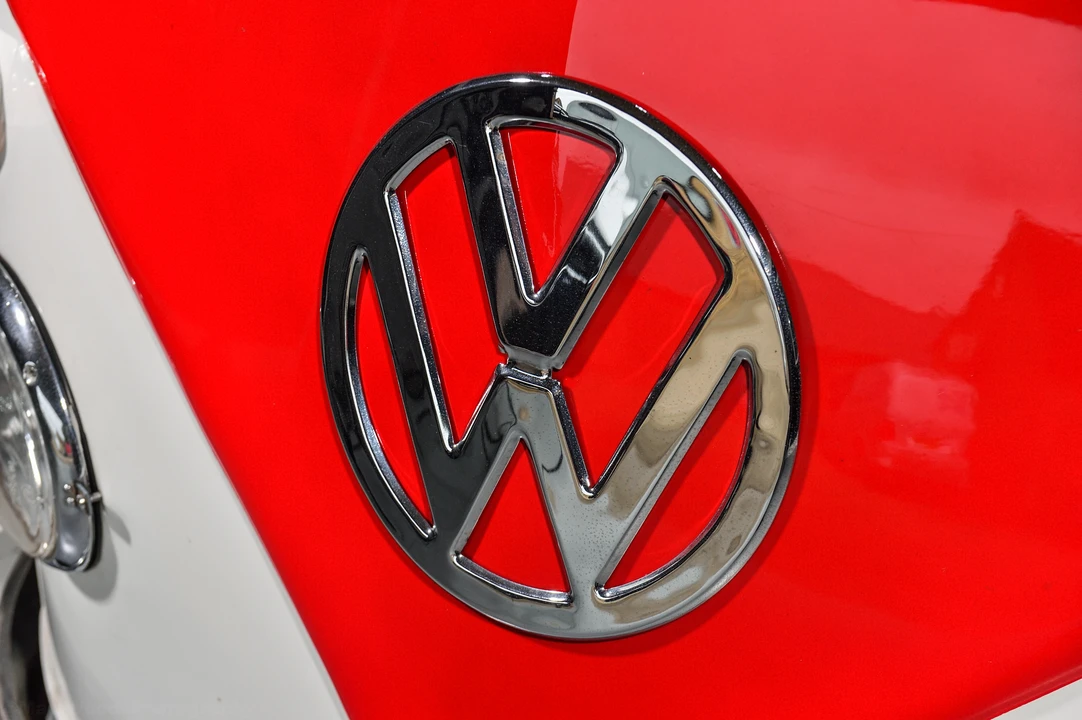 1956 Volkswagen Split-Window Bus - Image 28 of 31