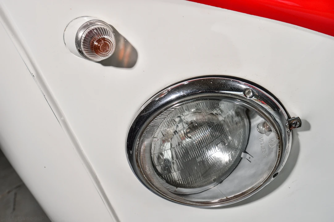1956 Volkswagen Split-Window Bus - Image 29 of 31