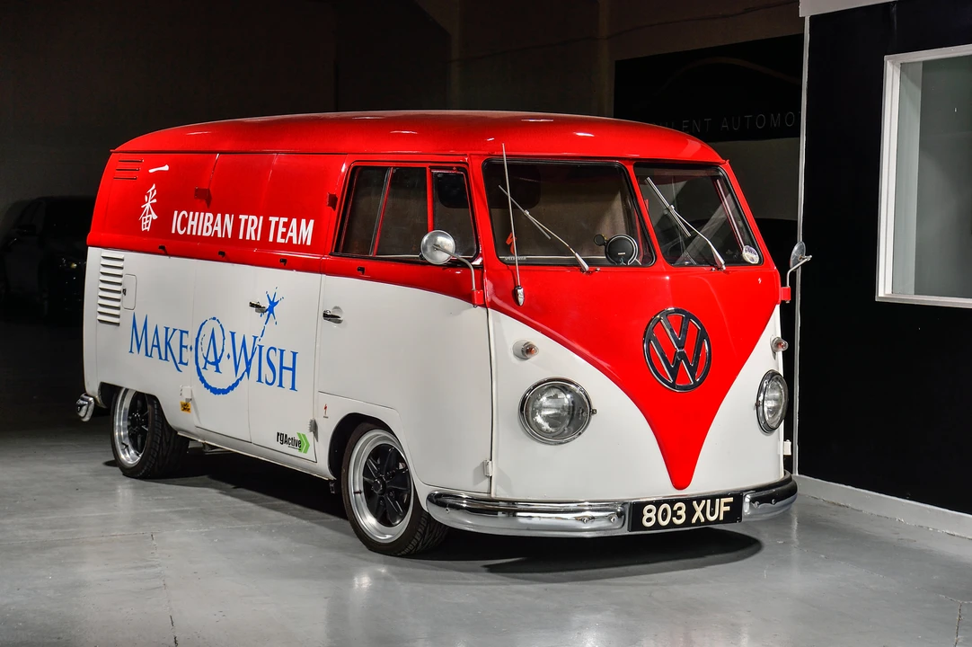 1956 Volkswagen Split-Window Bus - Image 16 of 31