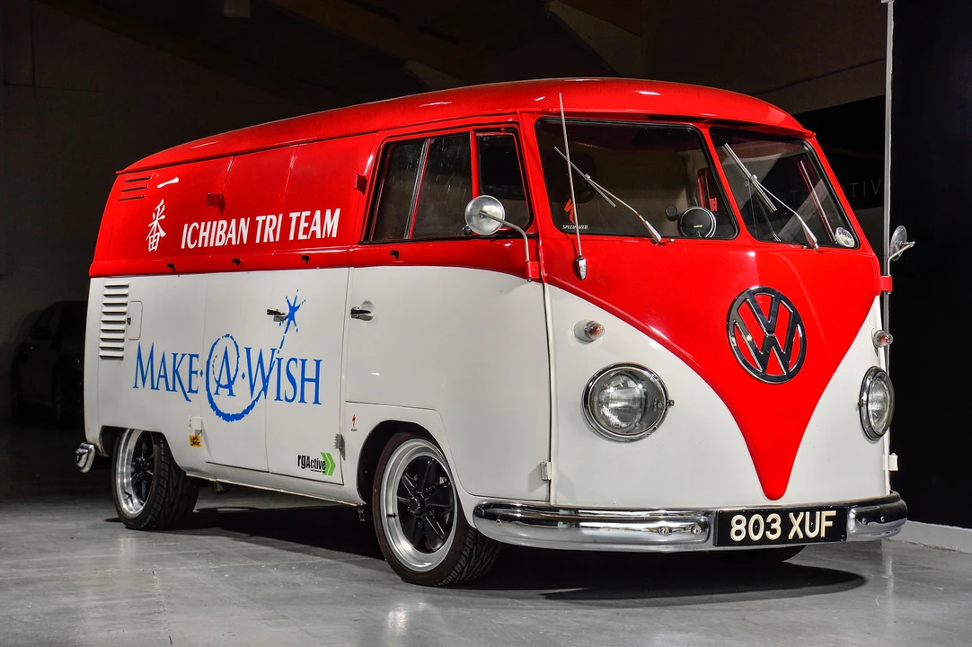 1956 Volkswagen Split-Window Bus - Image 17 of 31