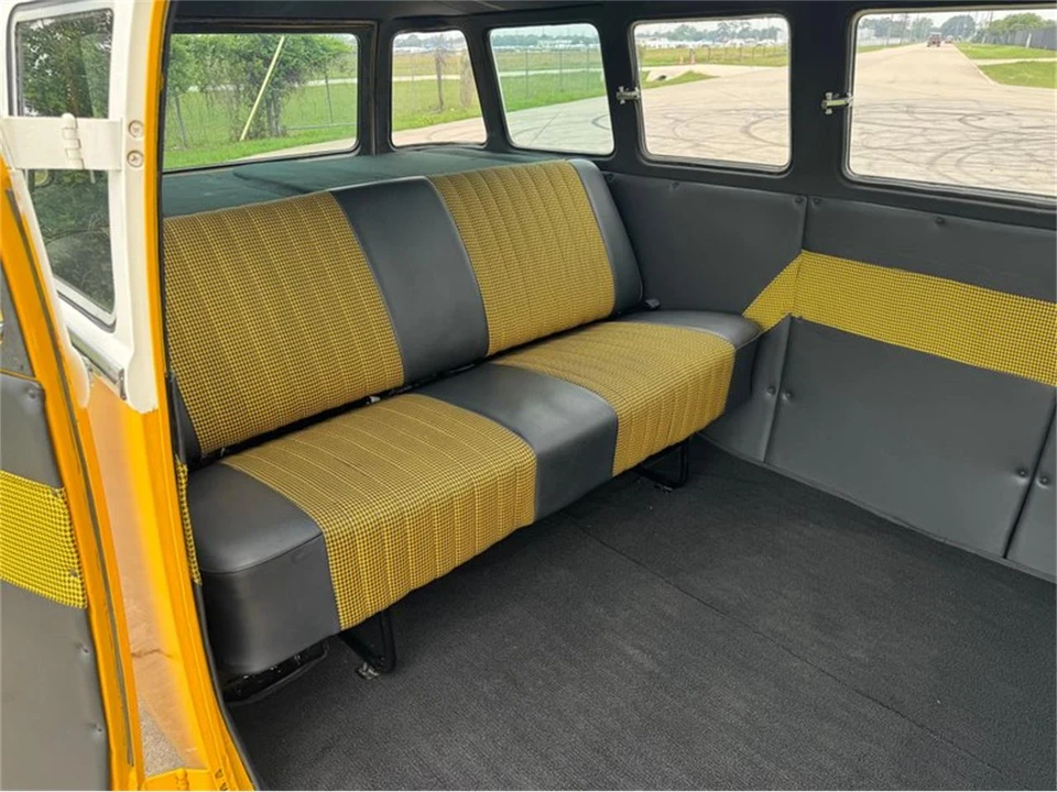 1956 Volkswagen Split-Window Bus - Image 16 of 27