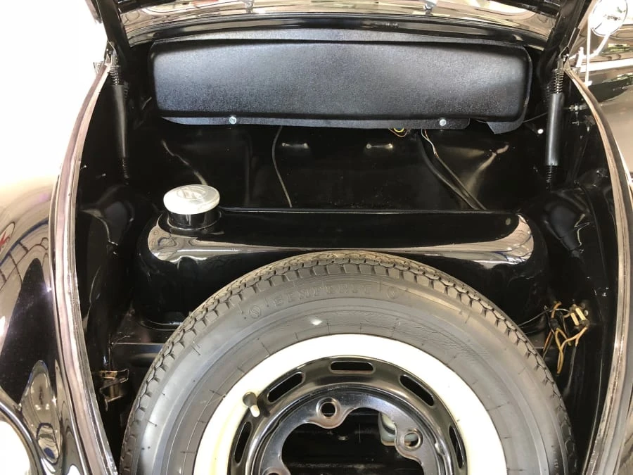 1956 Volkswagen Beetle (Oval Window) - Image 9 of 11