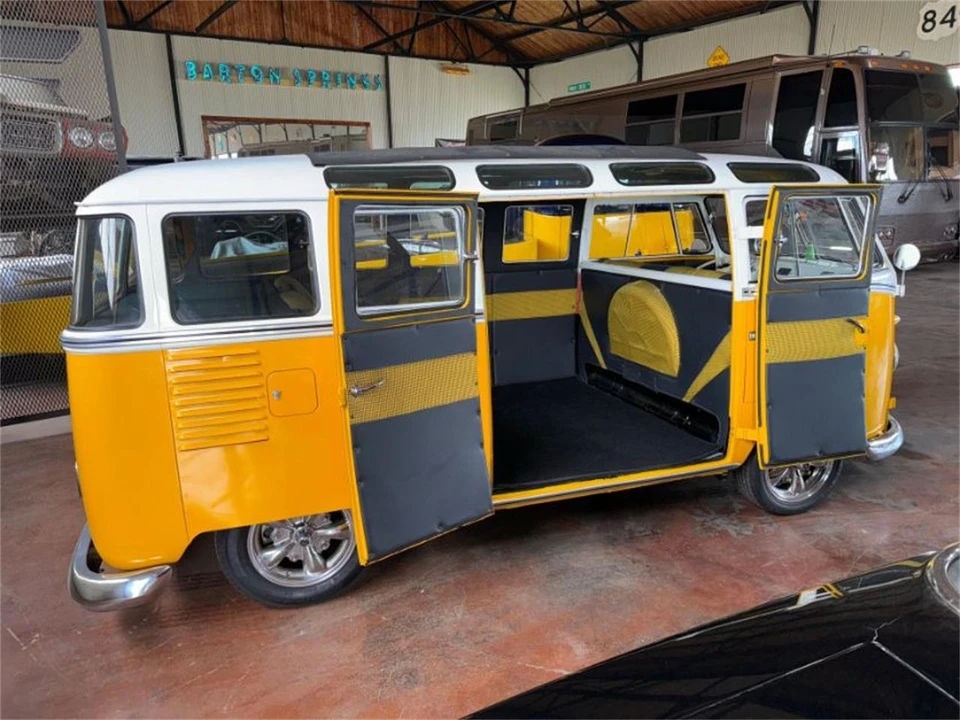 1956 Volkswagen Split-Window Bus - Image 8 of 13