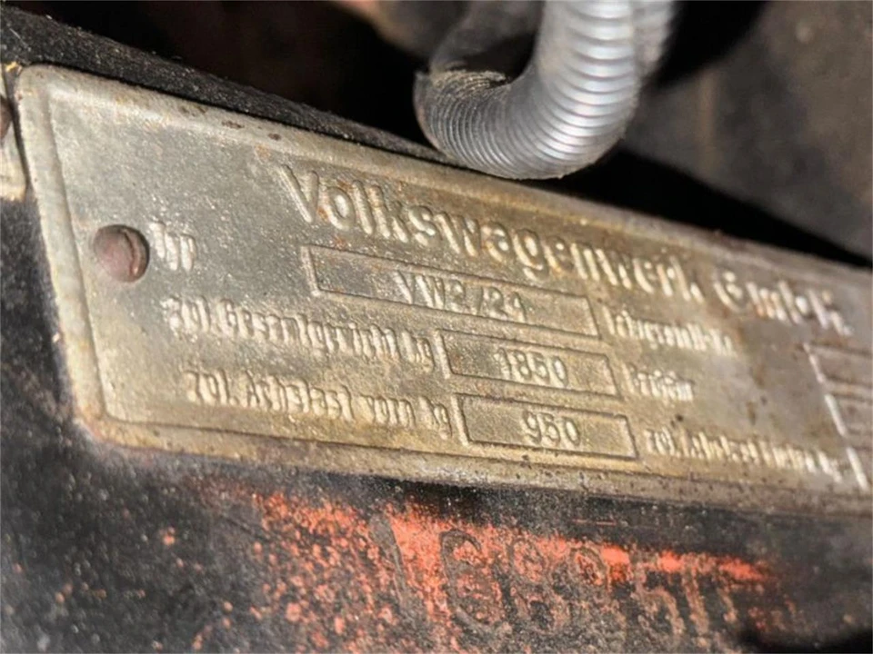 1956 Volkswagen Split-Window Bus - Image 13 of 13