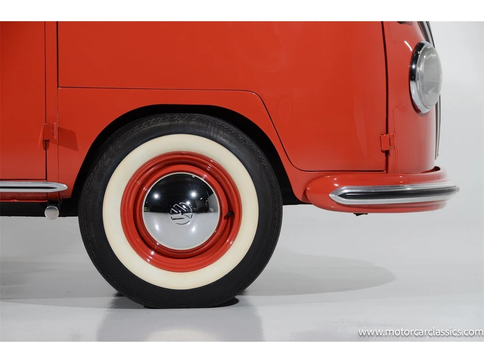 1956 Volkswagen Split-Window Bus - Image 9 of 31