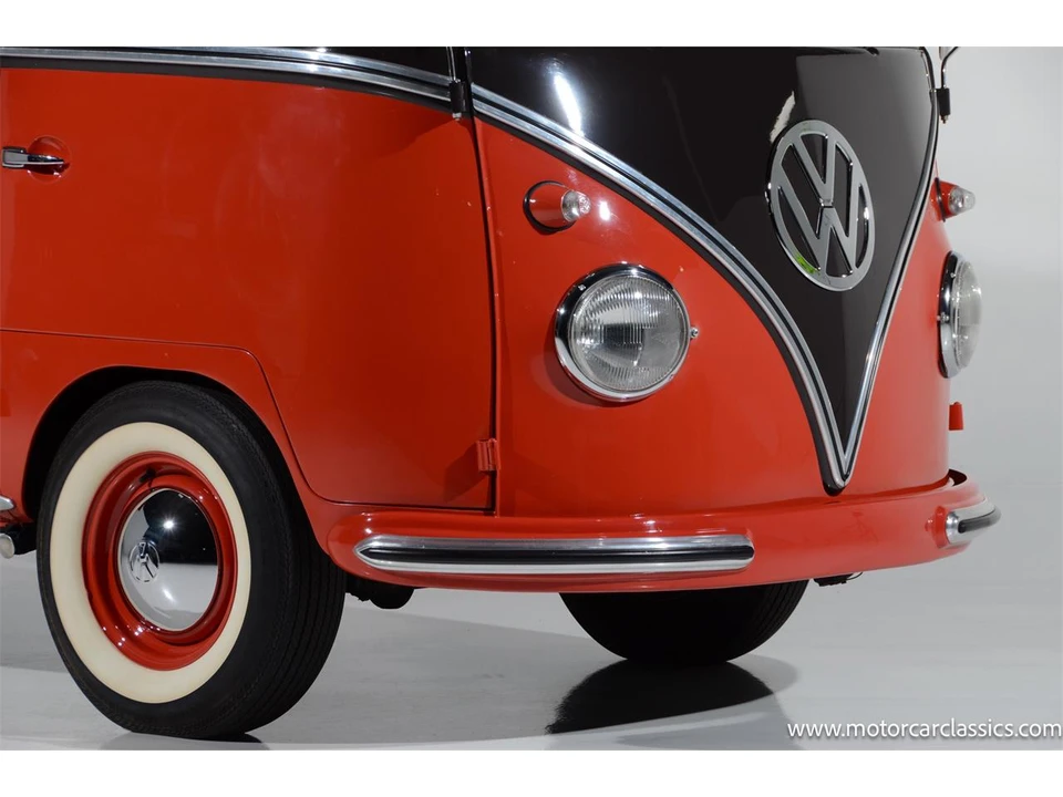 1956 Volkswagen Split-Window Bus - Image 10 of 31