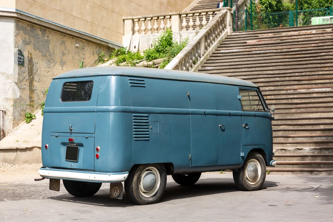 1956 Volkswagen Split-Window Bus - Image 6 of 30