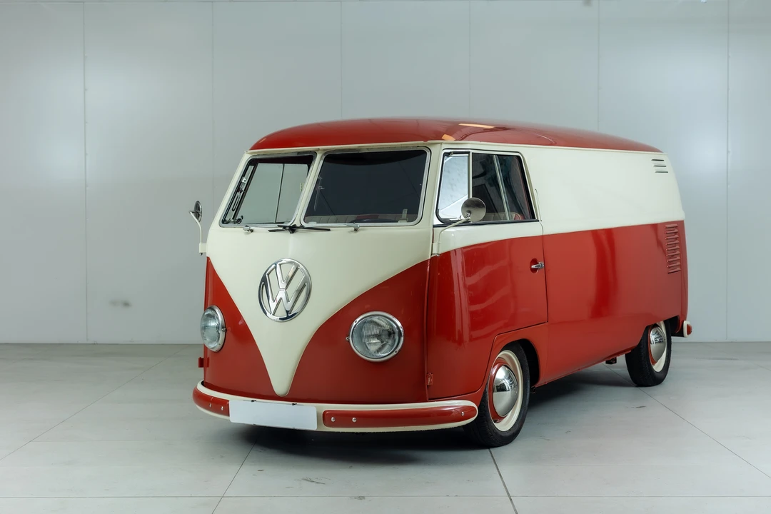 1956 Volkswagen Split-Window Bus - Image 3 of 31