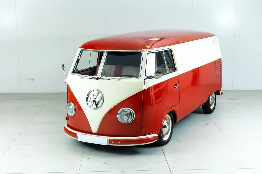 1956 Volkswagen Split-Window Bus - Image 15 of 31