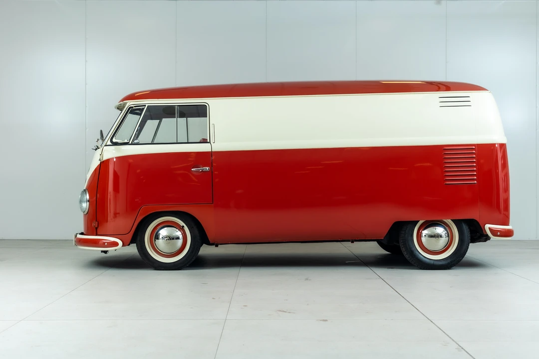 1956 Volkswagen Split-Window Bus - Image 11 of 31