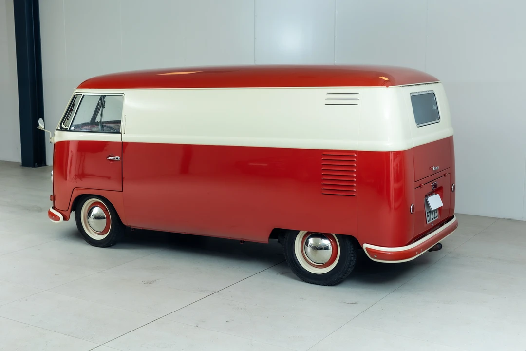 1956 Volkswagen Split-Window Bus - Image 5 of 31