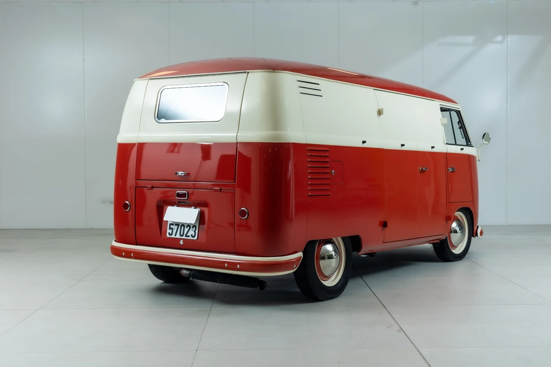 1956 Volkswagen Split-Window Bus - Image 7 of 31
