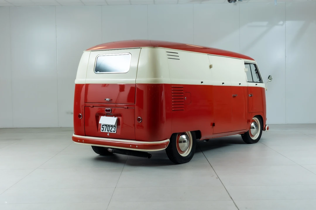 1956 Volkswagen Split-Window Bus - Image 13 of 31