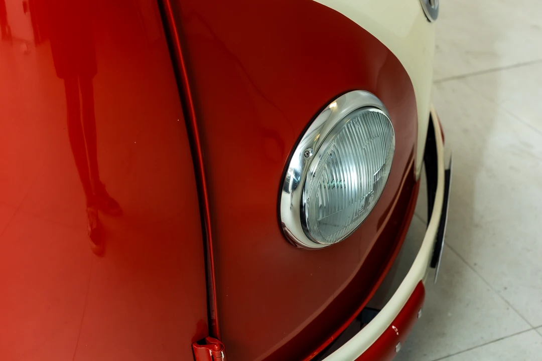1956 Volkswagen Split-Window Bus - Image 27 of 31