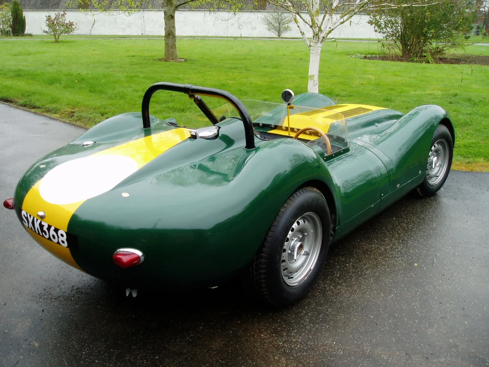 Jaguar Replica - Image 3 of 7
