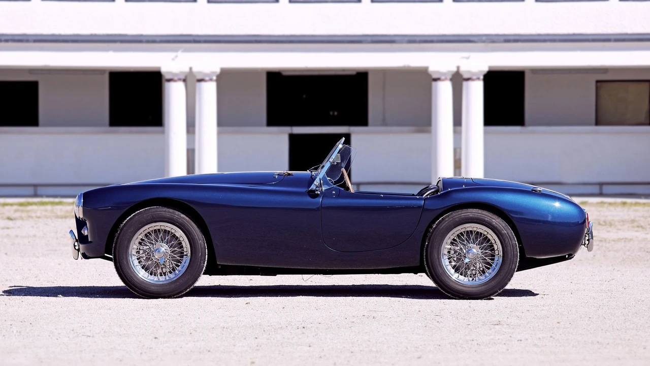 1957 AC Ace & Aceca - Image 4 of 31